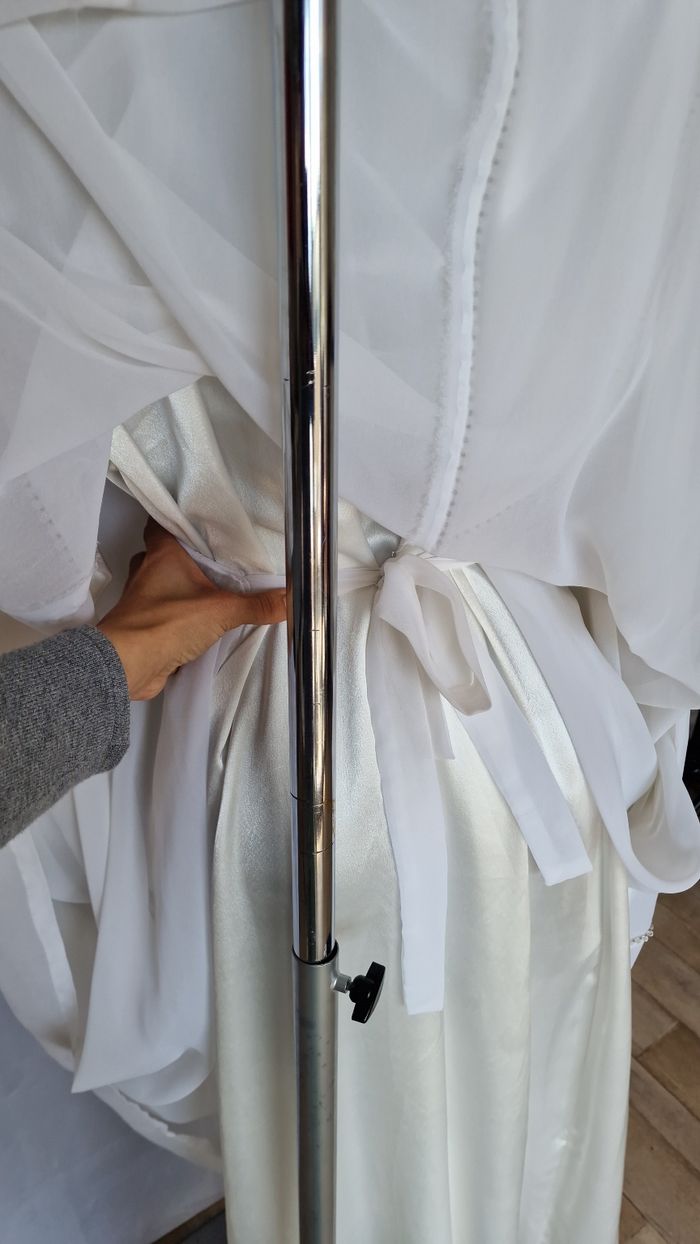 Robe Dubai blanche strass & perles – mariage / cérémonie – taille S M L ajustable - photo numéro 9