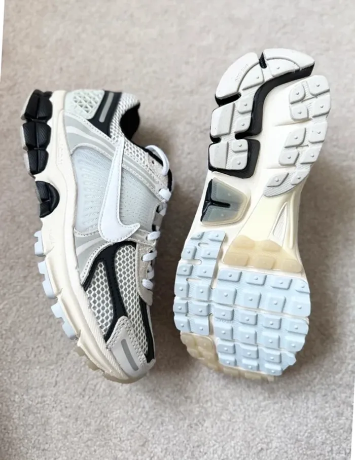 Nike Zoom Vomero 5 PRM - Supersonic - photo numéro 2