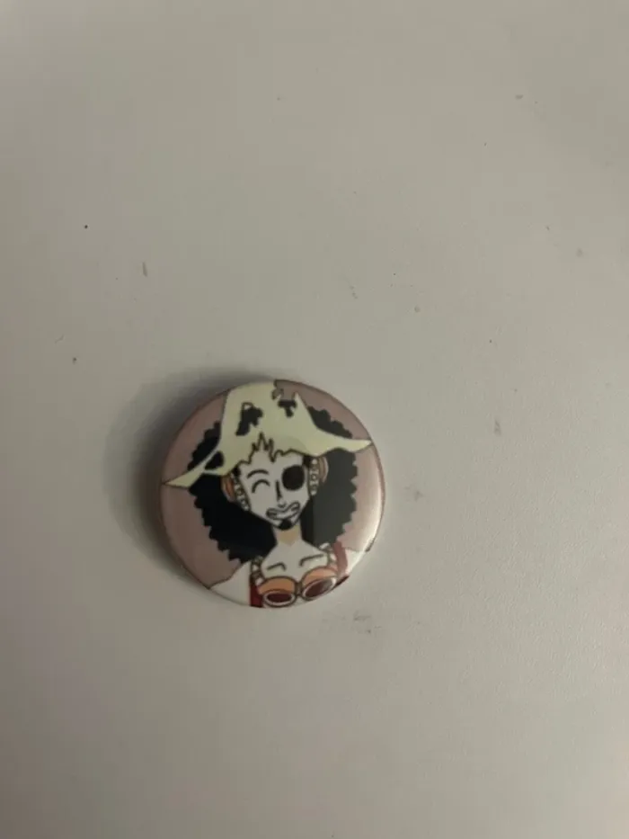 Badge one pièces à l’unité ou en lot - photo numéro 6