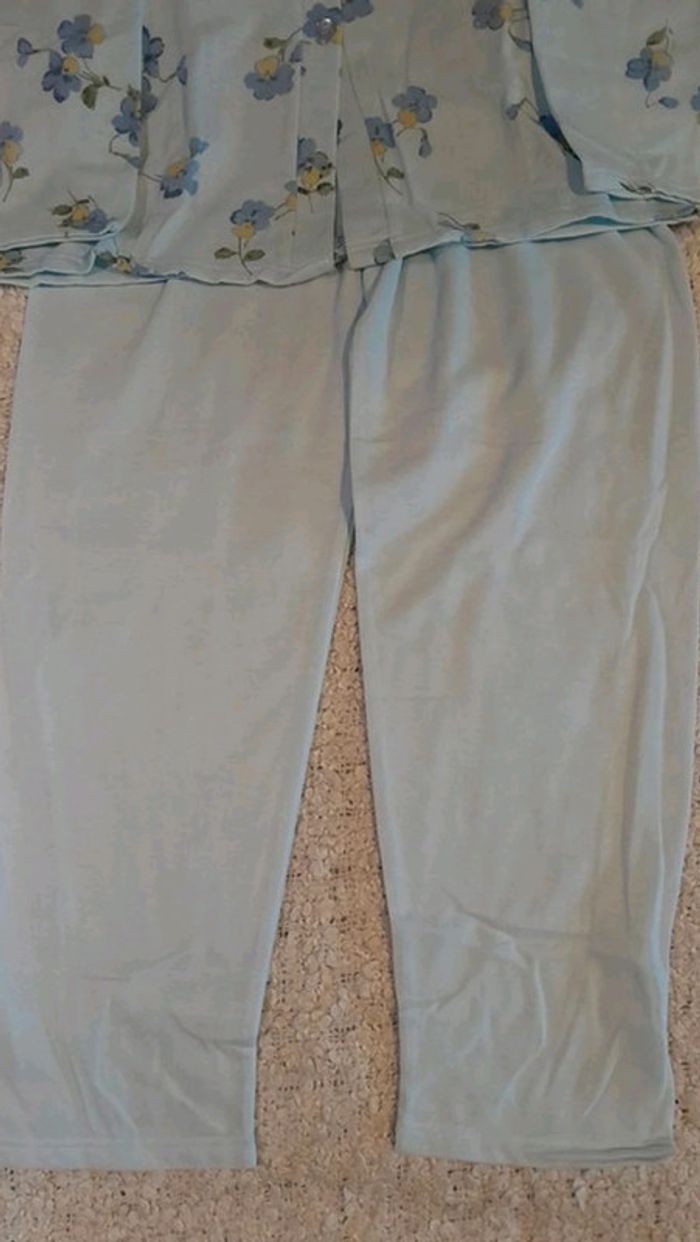 Pyjama femme bleu ciel, imprimé fleurs, taille M - photo numéro 2