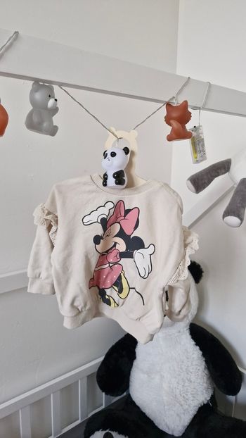 Pull minnie 6 mois