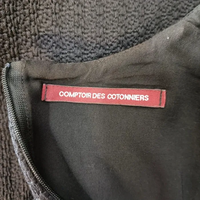 Robe noire Comptoir des Cotonniers texturée taille 38 A077 - photo numéro 8