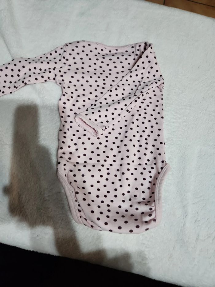 Lot de bodies - photo numéro 4