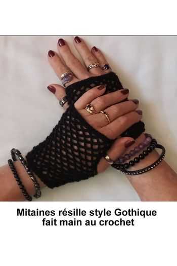 Mitaines résille style Gothique fait main au crochet