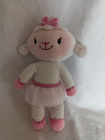 Câline docteur la peluche 30 cm