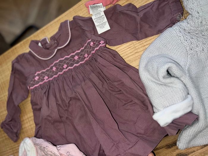 Lot vêtements fille 6 mois hiver chaussons robe col Claudine gilet petit bateau Jacadi collants - photo numéro 5