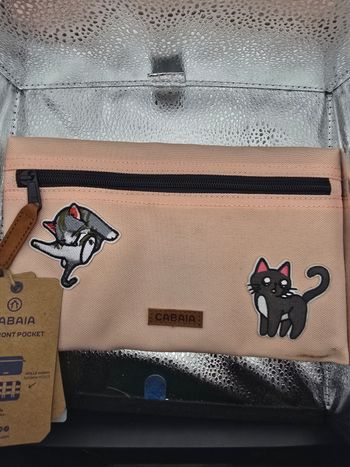 Pochette frontale cabaia