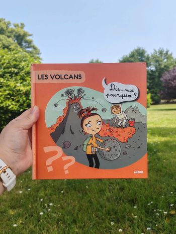 Livre dis-moi pourquoi les volcans - auzou
