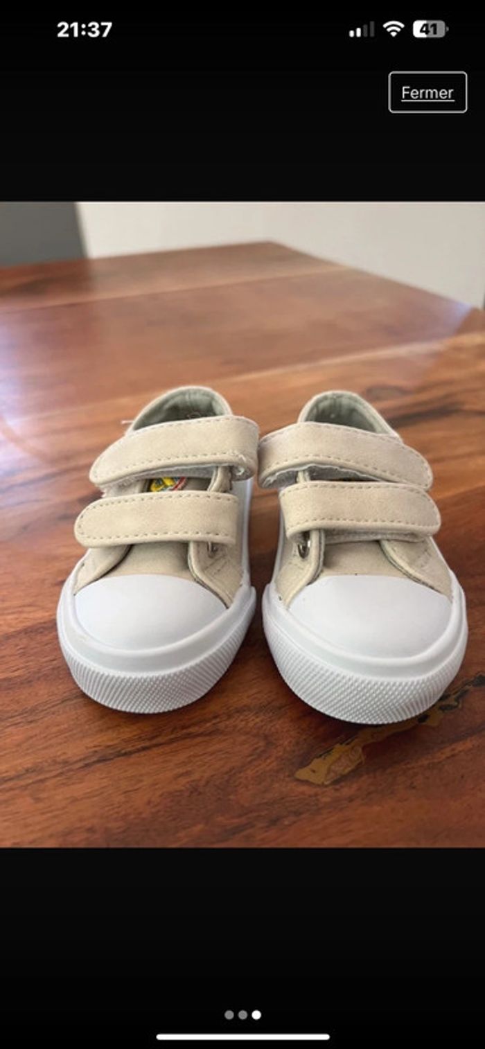 Chaussure bébé 18 neuve - photo numéro 2