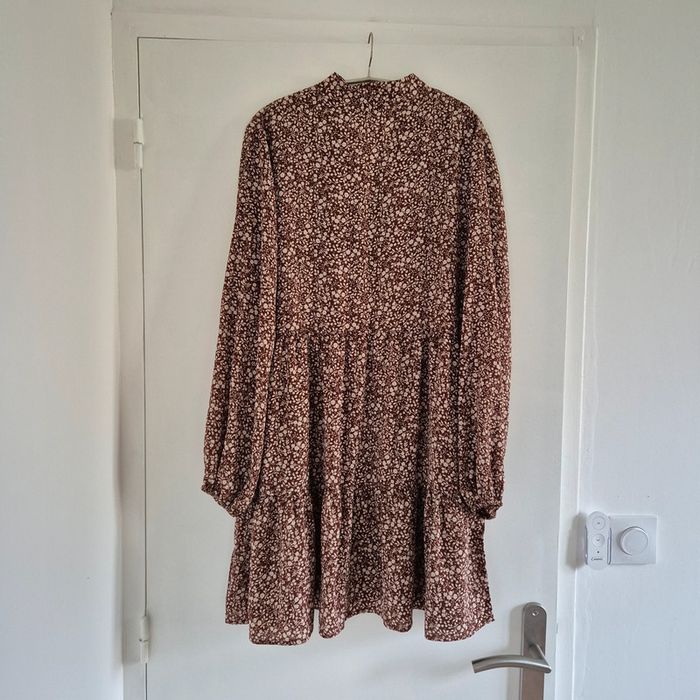 Robe fleurie marron et blanc - Shein - Taille M : 38 - 40 - photo numéro 6