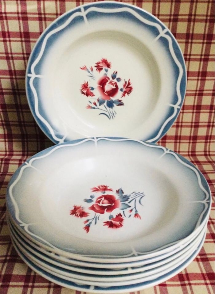 4  assiettes creuses digoin sarreguemines  France collection Nina rosa - photo numéro 3