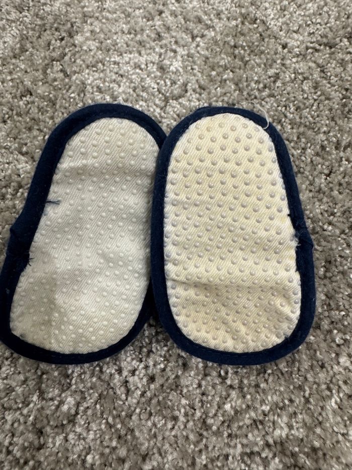 Paire de sandales pour bébé - photo numéro 2