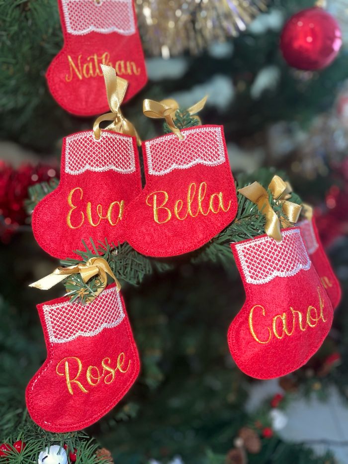 4 chaussettes pour sapin