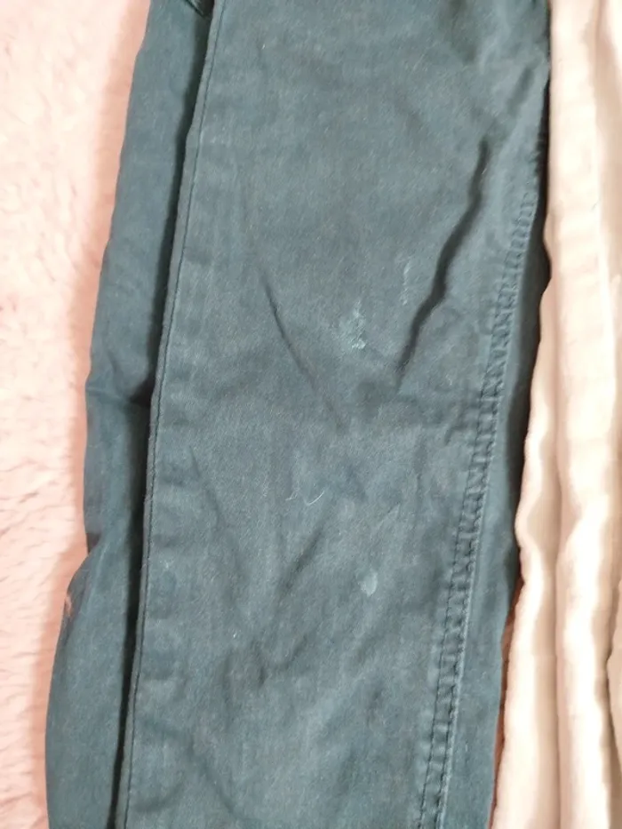 3 pantalons - photo numéro 2