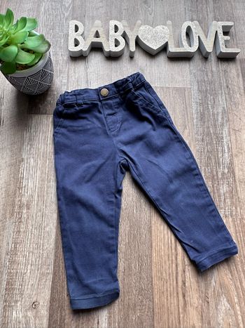 - Pantalon Zeeman - 18 mois - Très bon état 
