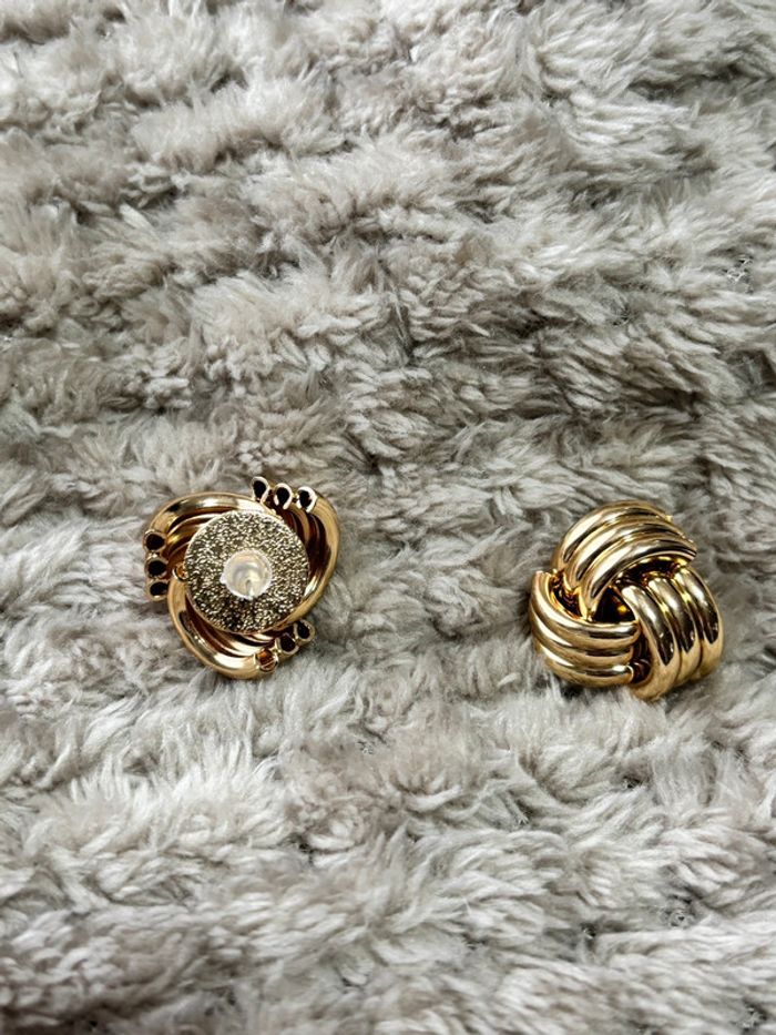 Boucles d oreilles dorées - photo numéro 3