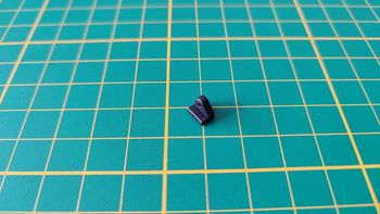 Support du rétroviseur 98F pièce détachée Porsche 911 Carrera RS 2.7 1/8 1/8ème Altaya #B37