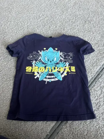 TEE shirt
