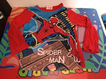 Haut spiderman 8 ans