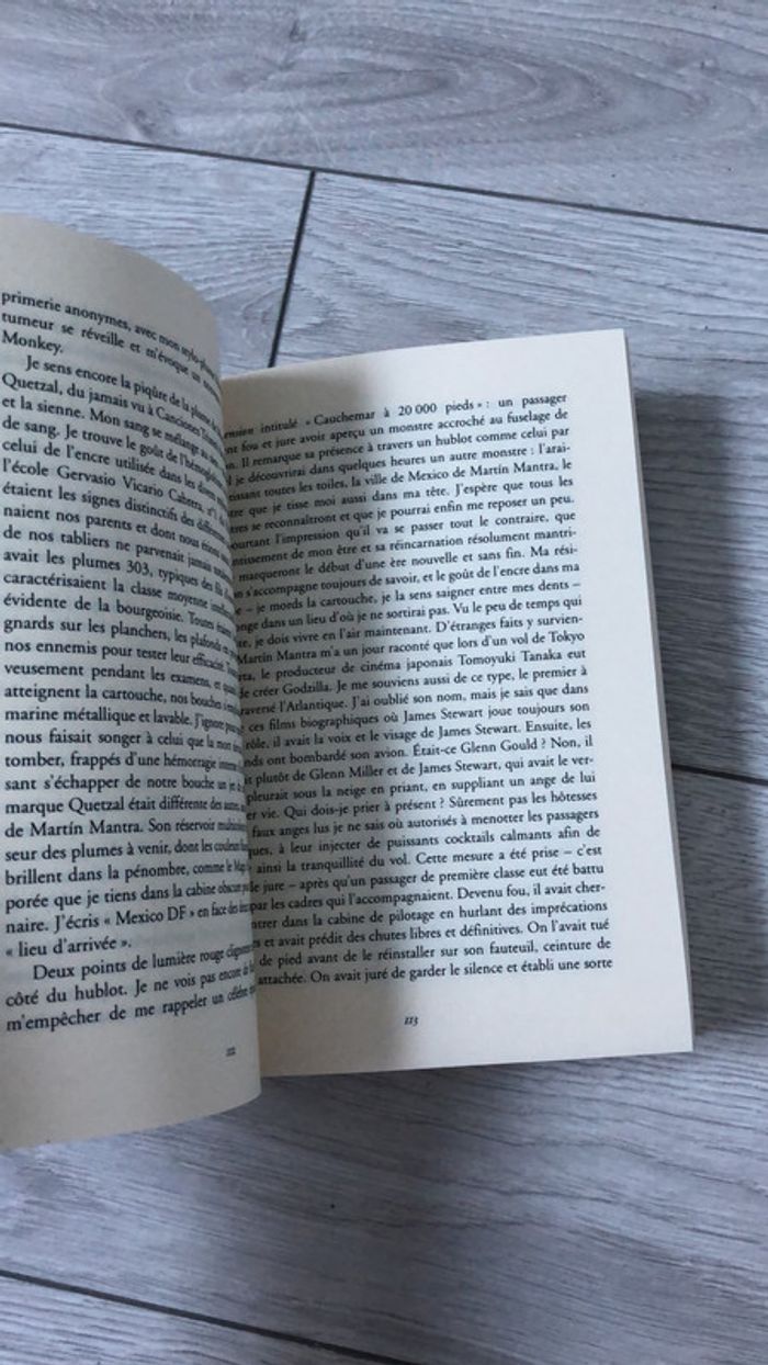 Livre MANTRA - photo numéro 4