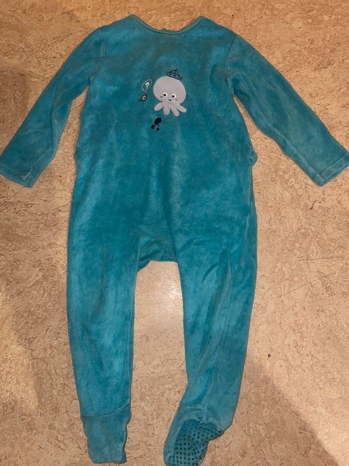 Lot 3 pyjamas 24mois - photo numéro 5