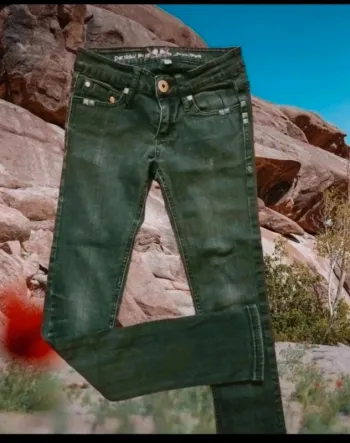 Jean noir vintage slim skinny taille 34