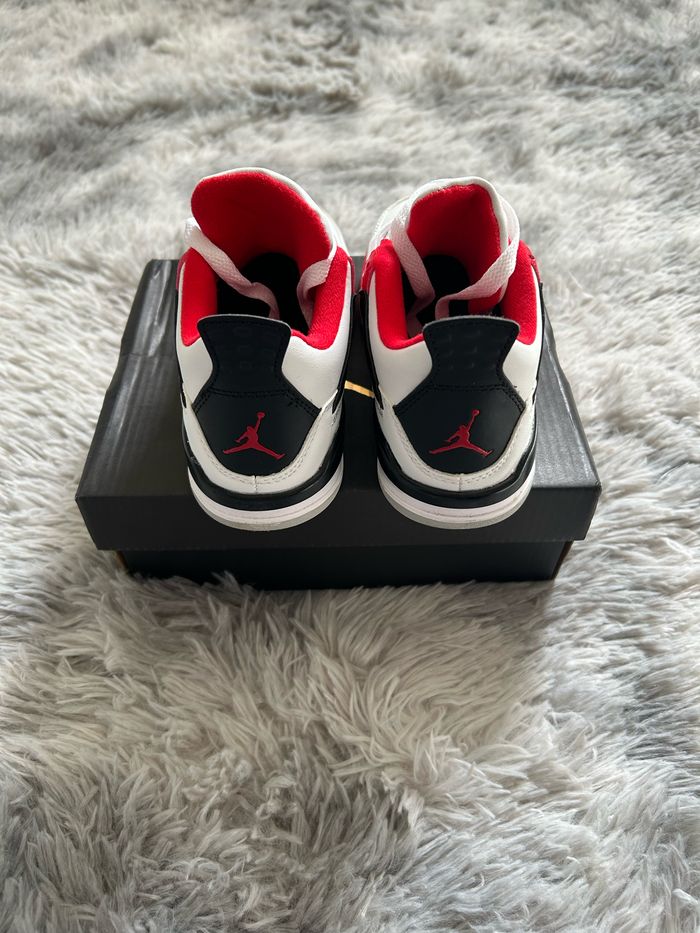 Jordan Air Jordan Retro 4 Fire Red - photo numéro 3
