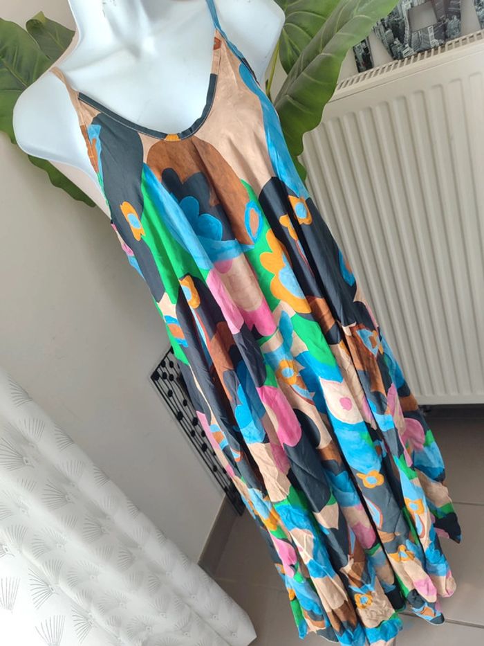 Robe longue col V