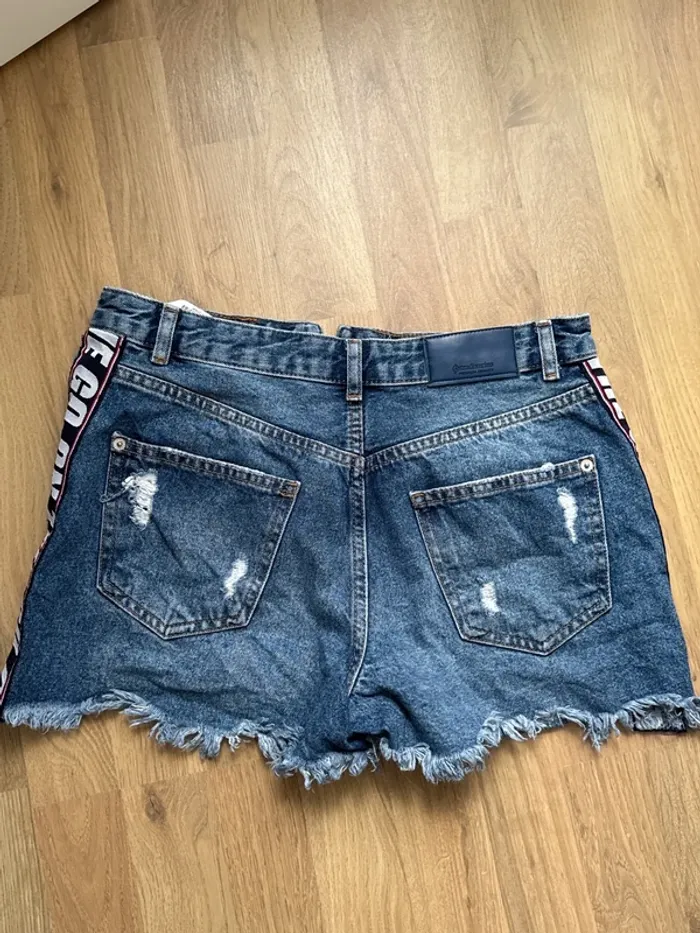 Short jeans Stradivarius - photo numéro 5