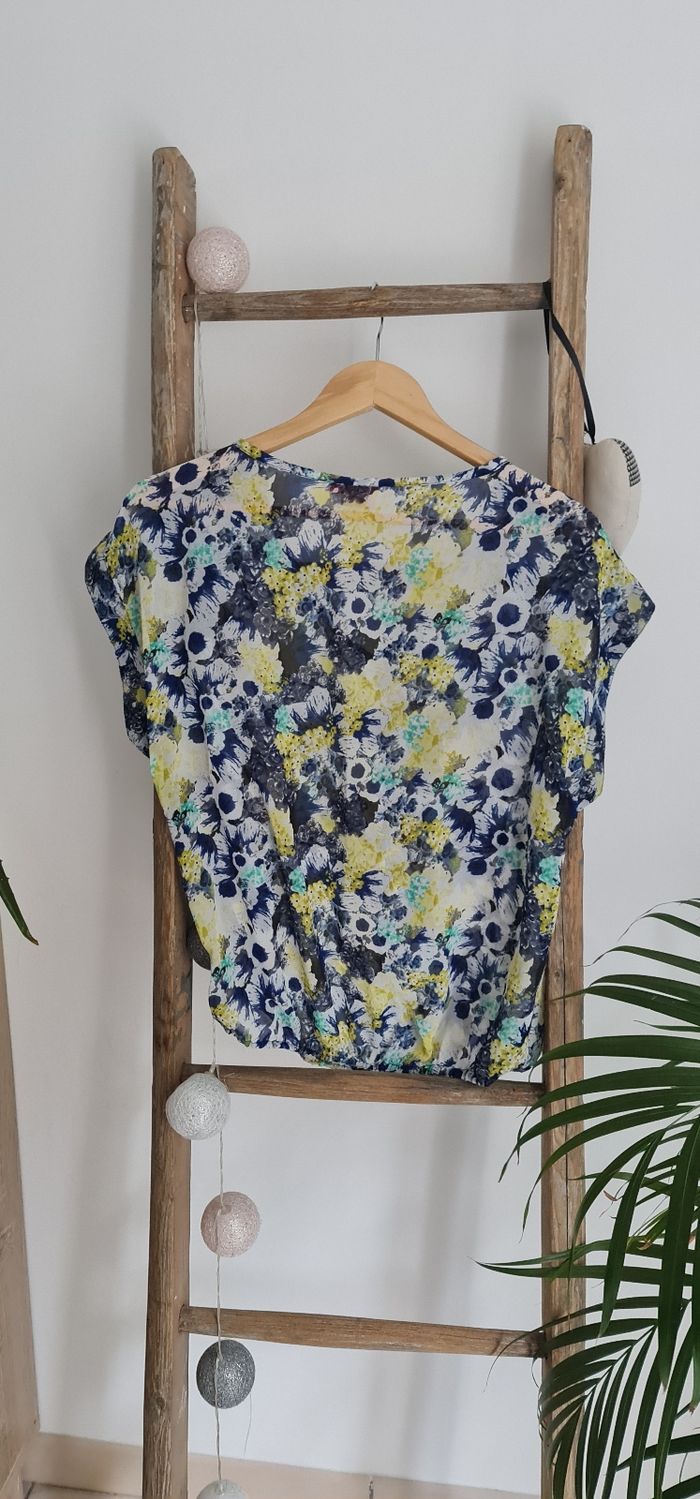 Blouse fleurie champêtre estivale Only taille 40 L - photo numéro 3