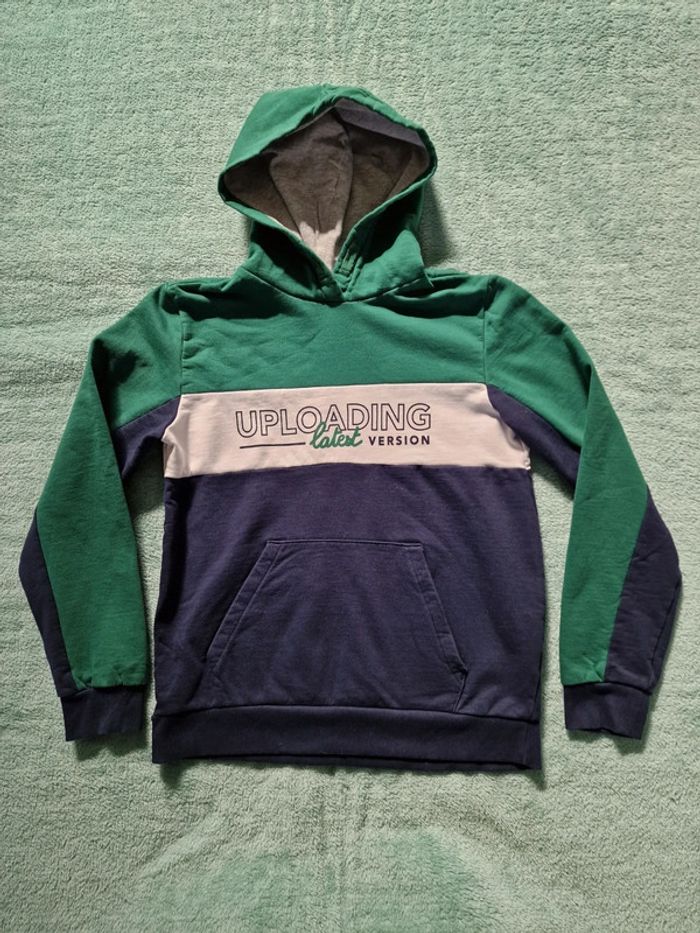 Très beau sweat 14 ans