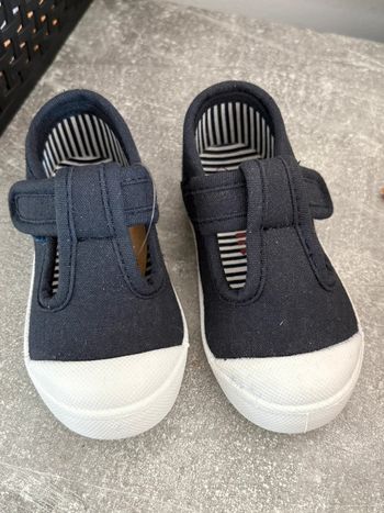 Chaussure kokin t 22 bleu marine