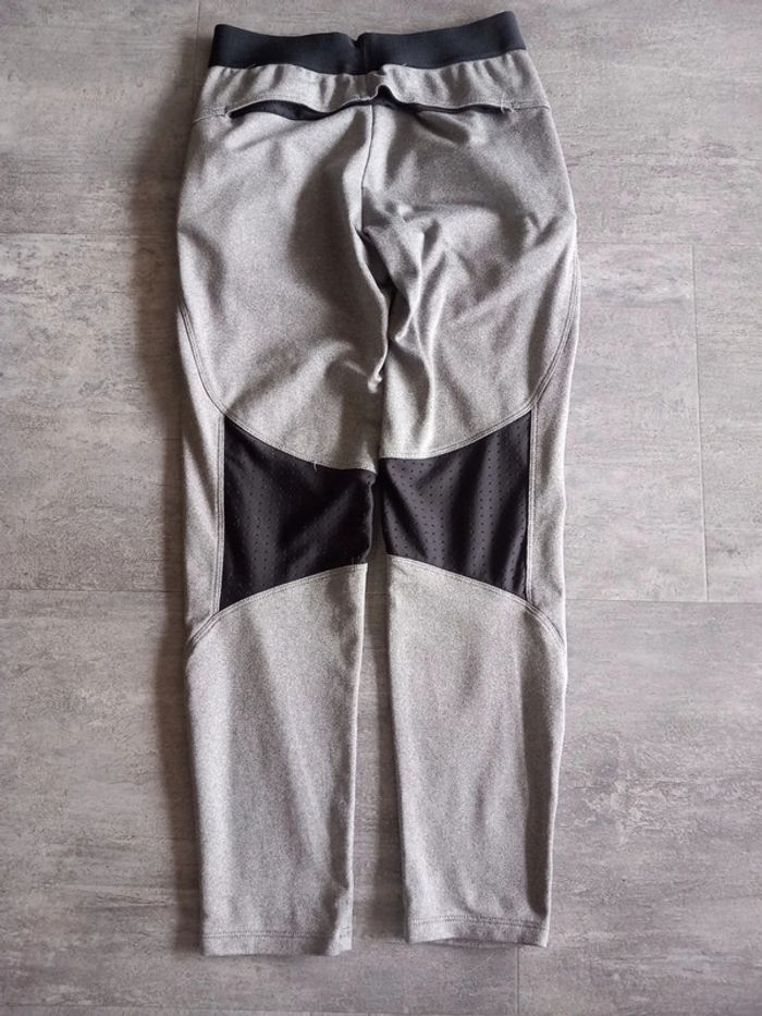 Legging fille Décathlon 10 ans. - photo numéro 2