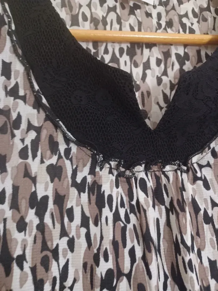 Blouse t-shirt Armand Thiery Affinités Taille 2 - photo numéro 4