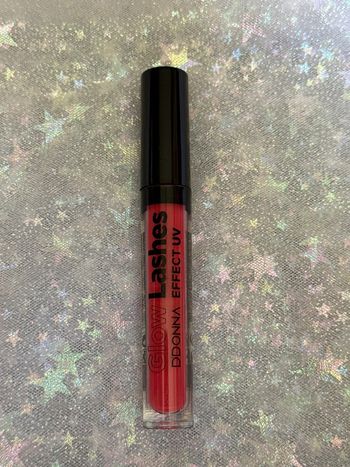 Mascara rouge néon