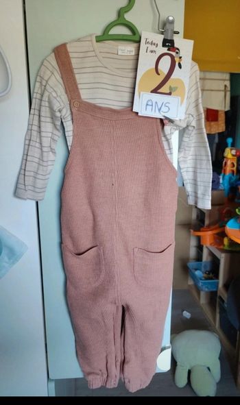 Ensemble body salopette next baby 2 ans