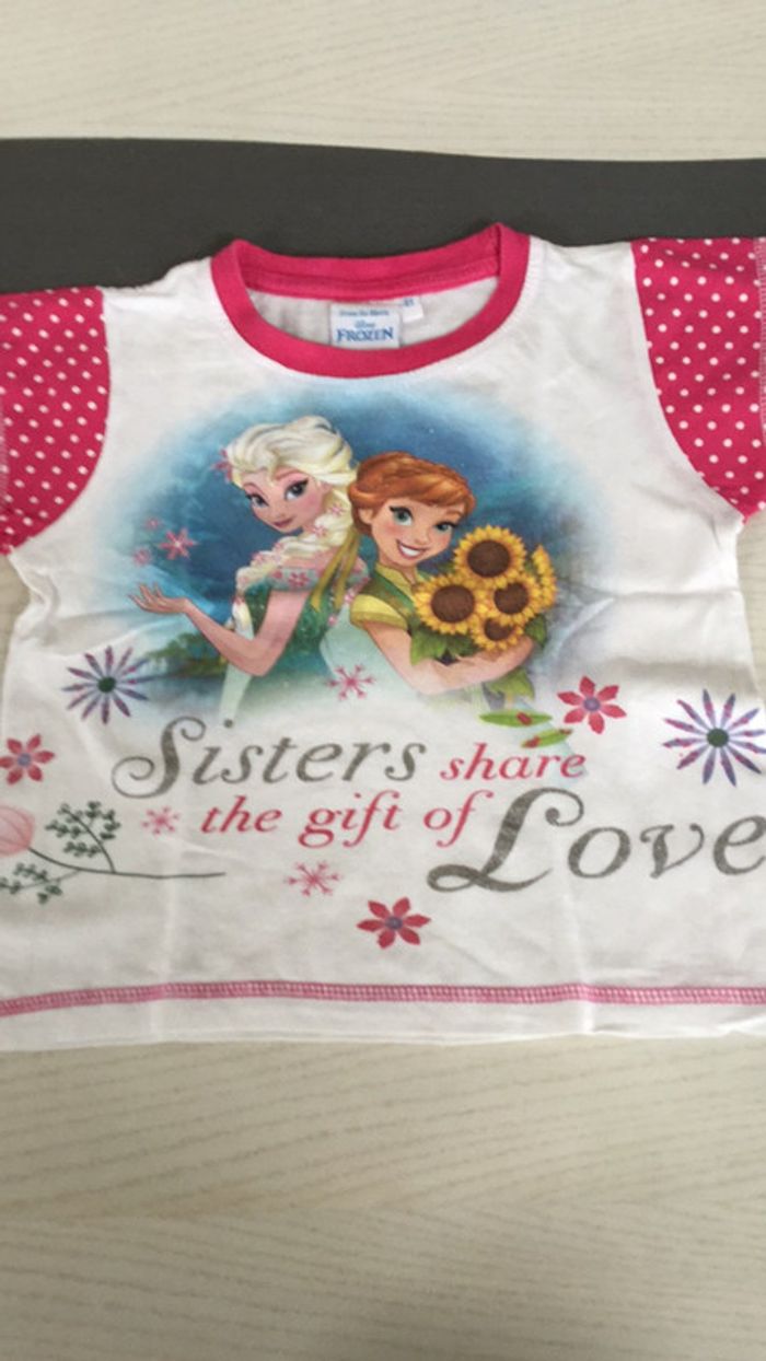 Tee shirt Reine dés neiges 4 ans