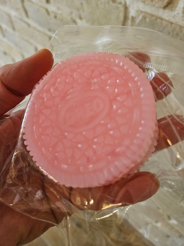 Gros Squichie Oreo rose yoyo jouet anti stress jouet à presser sensoriel neuf - photo numéro 5