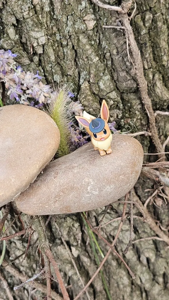 Super figurine Pokemon Nintendo Évoli halloween - photo numéro 2