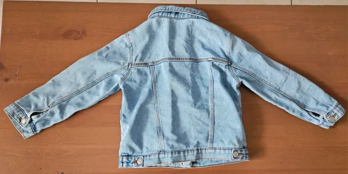 Veste en jean taille 3-4 ans - photo numéro 2
