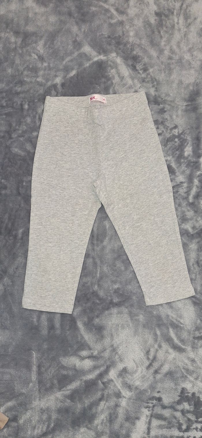 Lot de vêtements - photo numéro 4