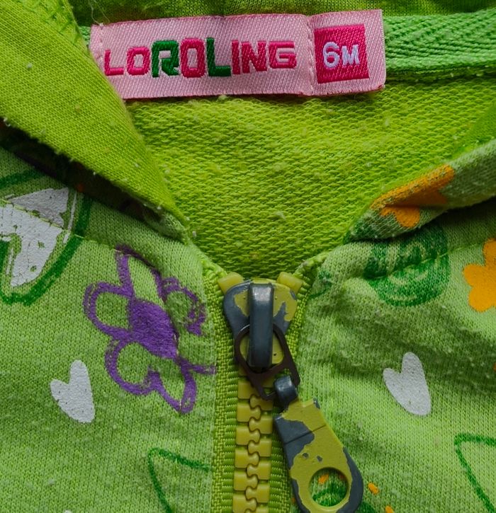Veste à capuche taille 6 mois - photo numéro 2