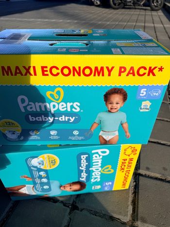 Pampers 