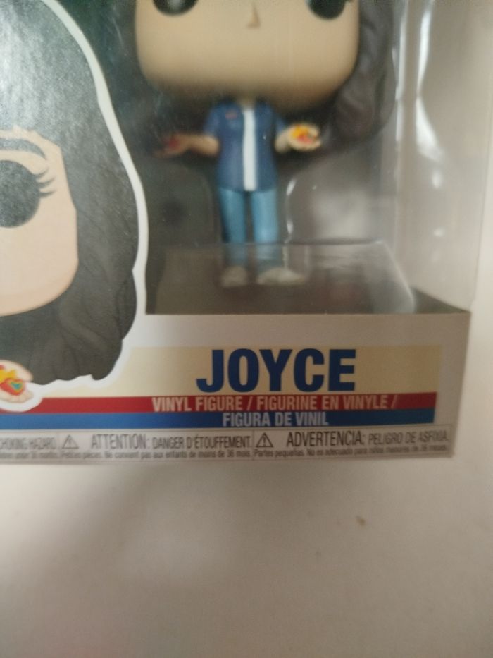 Funko pop Joyce Byers (Stranger things) - Numéro 845 - photo numéro 4