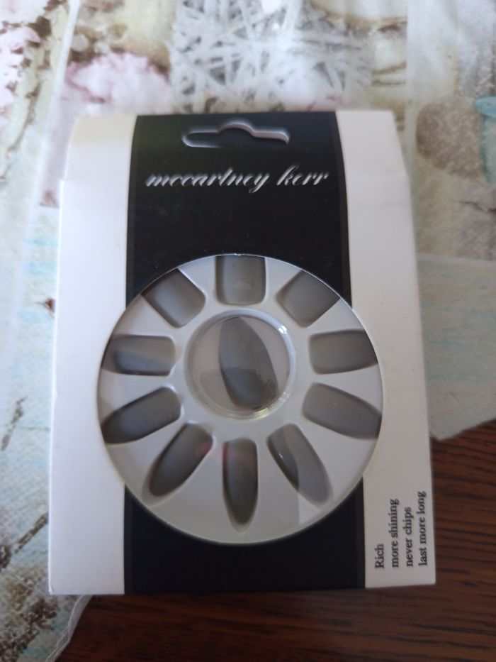 Faux ongles