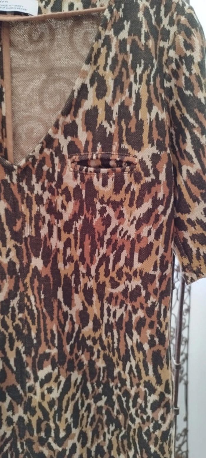 Robe Léopard Zara collection. Taille M. Très bon état - photo numéro 4