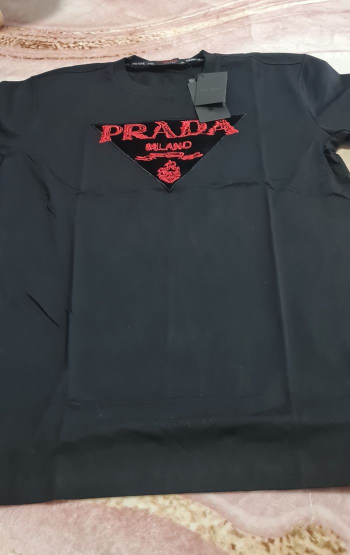 T shirt prada M - photo numéro 2