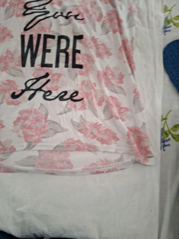 Tee-shirt fleuri - photo numéro 4