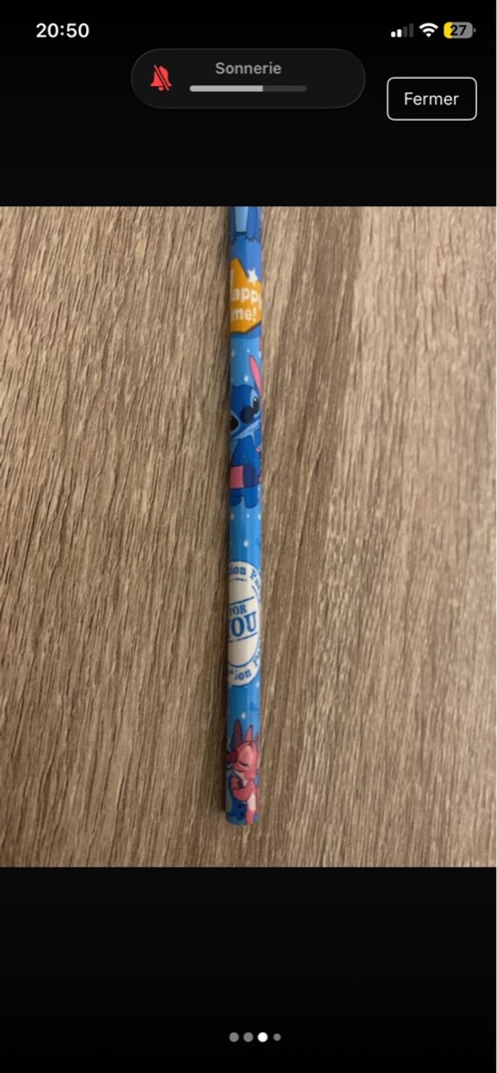 Crayon de bois stitch