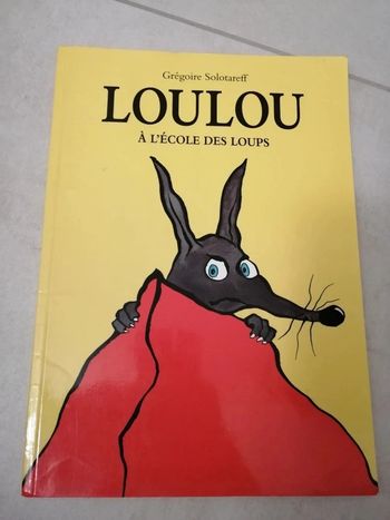 Livre Loulou à l'école des loups